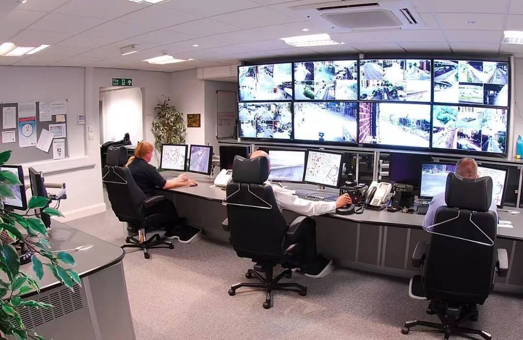 Efficient Video Compression and Transmission with H.264/H.265 in KVM Matrix Systems